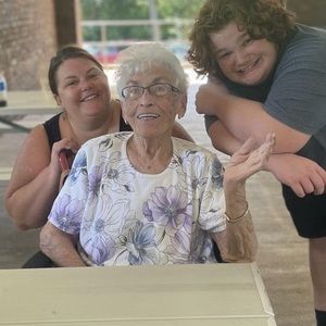 Meet your Posher, Breanne